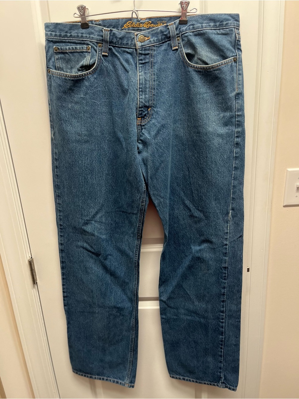 Eddie Bauer Men’s Relaxed Fit Jeans 38x36 Medium Wash 100% Cotton